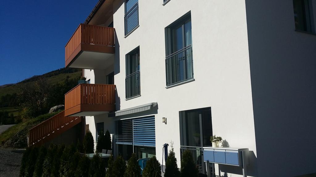 Chasa Scandella Apartment Tanja Зент Екстериор снимка